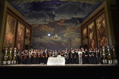 26/06/2015 58 Festival Di Spoleto. Teatro Nuovo, opera Cosi' fan tutte o sia La scola degli amanti. Nella foto i ringraziamenti dei personaggi e interpreti Francesca Dotto in Fiordiligi, Ruxandra Donose in Dorabella, Rodion Pogossov in Guglielmo, Joel Prieto in Ferrando, Marie McLaughlin in Despina, Maurizio Muraro in Don Alfonso